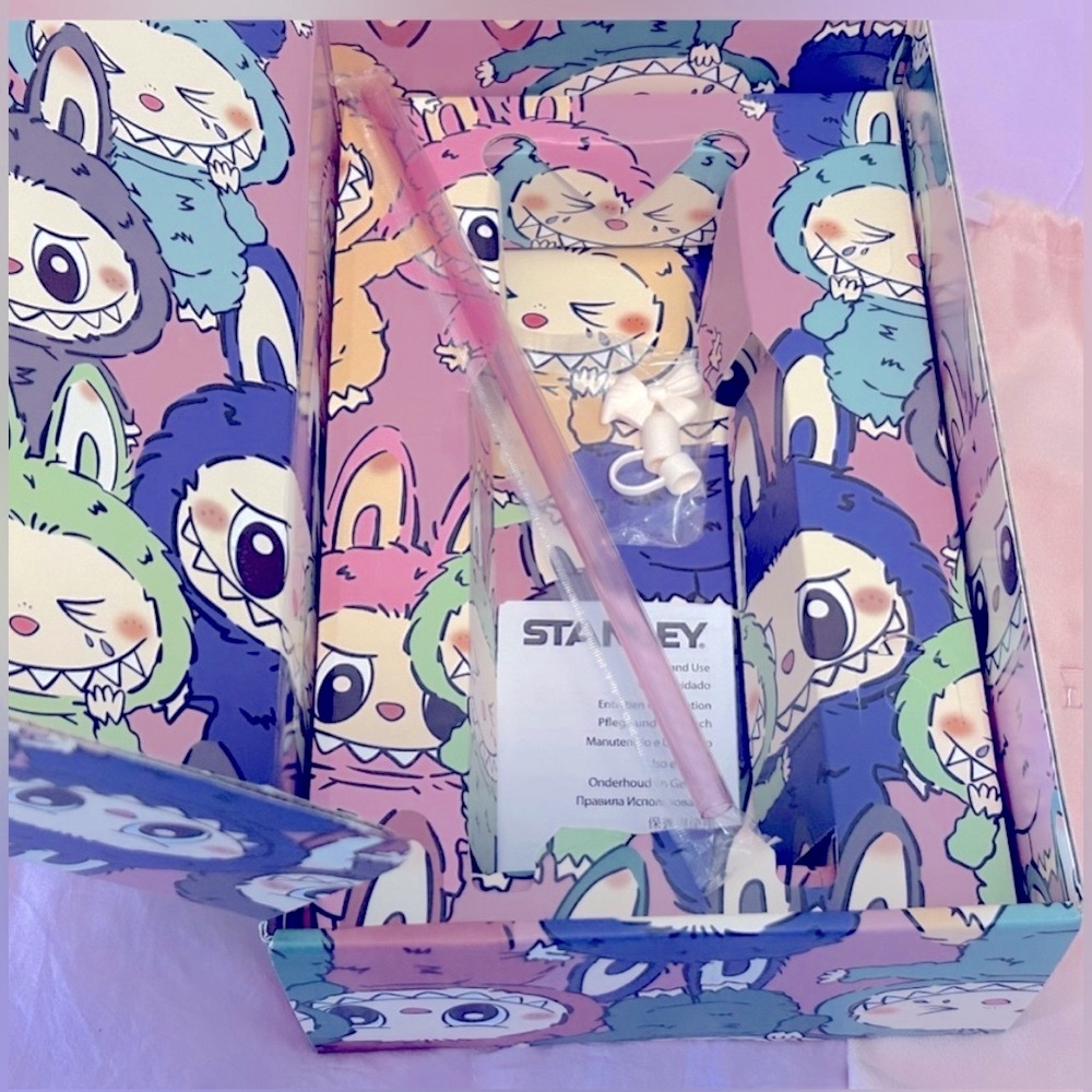 Labubu Stanley with Gift Box - Picture 5 of 14